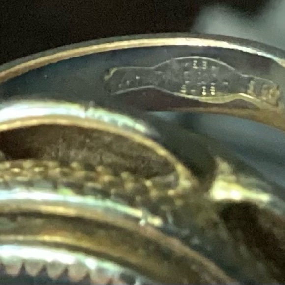 Vintage Whiting & Davis Mid-Century Watermelon Rainbow Glass Gold Ring Size 12 - Picture 4 of 12